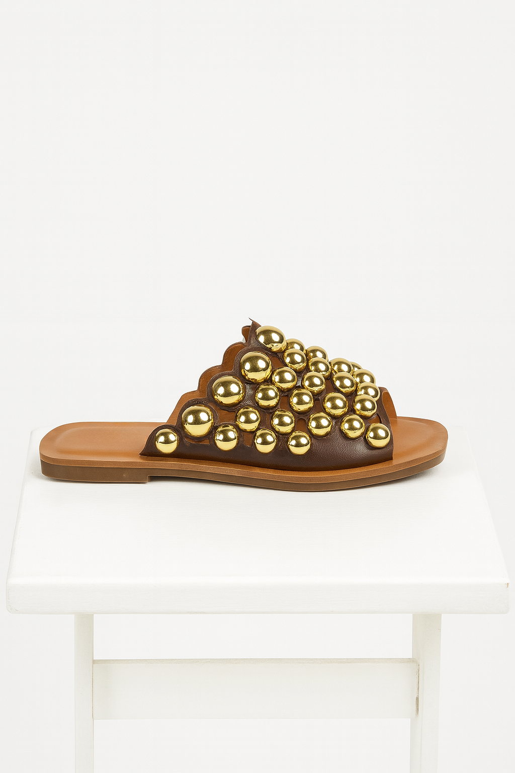 Rasteira Slide Golden Studs - TS&CO