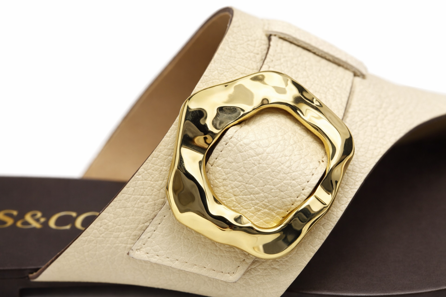 Rasteira Riviera Flat - TS&CO